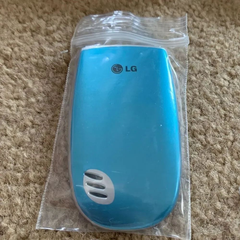 LG3280 Flip Phone Blue Faceplate *New*